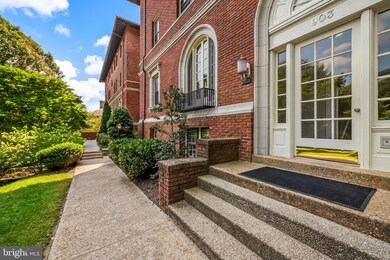 903 W University Pkwy unit 302, Baltimore, MD 21210 - photo 3