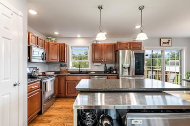 10 Gamache Ln, Saint Albans City, VT 05478 - photo 5