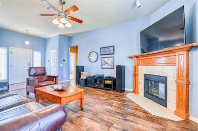 1109 Glen Eagles Ct, Norman, OK 73072 - photo 6