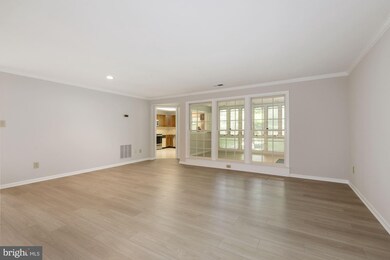 5702 Brewer House Cir unit 10212, Rockville, MD 20852 - photo 6