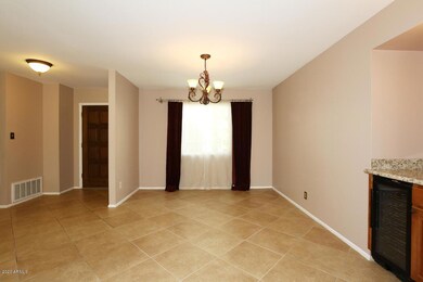 Dining Room2
