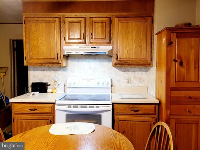 293 Warm Spring Rd, Chambersburg, PA 17202 - photo 6