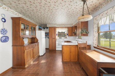 N72W16944 Good Hope Rd, Menomonee Falls, WI 53051 - photo 3