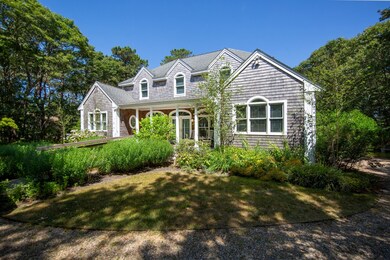 15 N Meadow Ln, Oak Bluffs, MA 02557 - photo 2