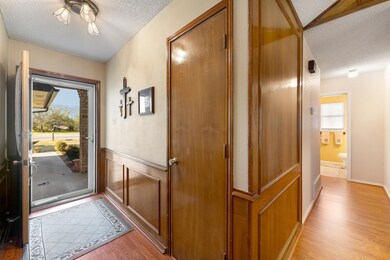 1101 Shady Grove Dr, Granbury, TX 76049 - photo 5