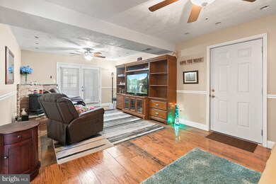 22994 Town Creek Dr, Lexington Park, MD 20653 - photo 4