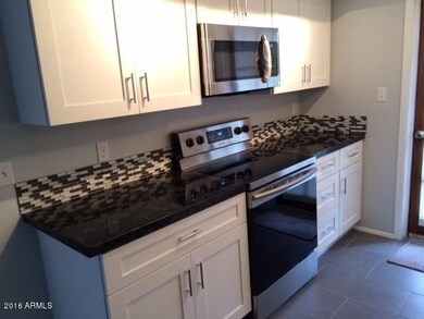 Hampton Kitchen 3