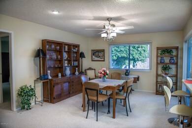 17219 N Palo Verde Dr, Sun City, AZ 85373 - photo 6