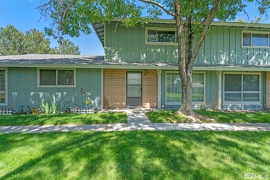 987 Crestwood Dr unit 3, Sparks, NV 89434 - photo 2