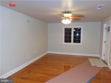 321 Howell Dr, New Castle, DE 19720 - photo 4