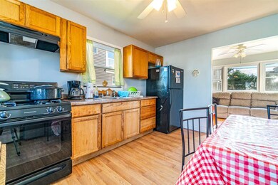 308 S Commonwealth Ave, Strathmere, NJ 08248 - photo 6