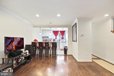 941 Owens Rd, Oxon Hill, MD 20745 - photo 2