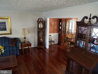 601 Fairmeade Ct, Linthicum Heights, MD 21090 - photo 5