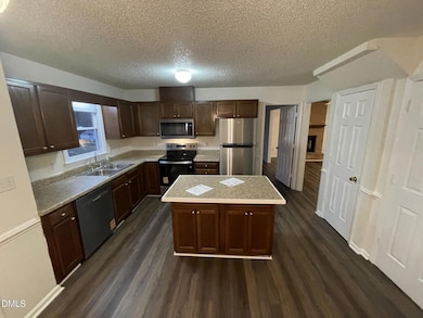 537 Highsmith Ct, Knightdale, NC 27545 - photo 6