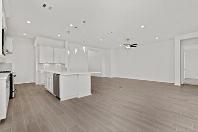 18314 Tiger Flowers Dr, Conroe, TX 77302 - photo 6