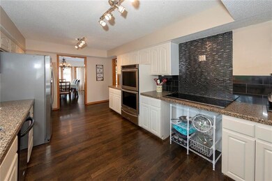 12615 W 85th Place, Lenexa, KS 66215 - photo 5