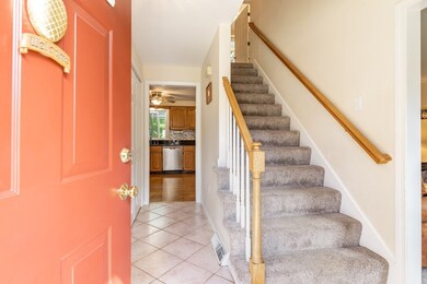 16 Lockewood Dr, Franklin, MA 02038 - photo 2