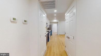 1500 Oates St NE unit 4, Washington, DC 20002 - photo 4