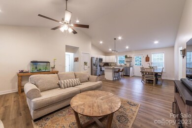 112 Cypress Acres Rd, Statesville, NC 28625 - photo 5