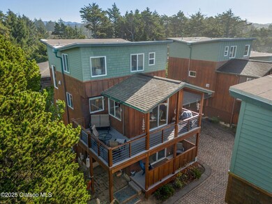 4-web-or-mls-8936 Pelican Ln-10