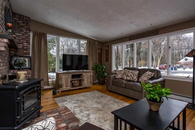 232 Huse Rd, Manchester, NH 03103 - photo 3