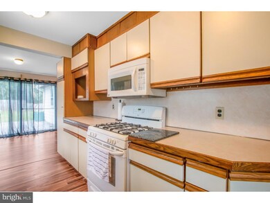 713 W 13th St, New Castle, DE 19720 - photo 3