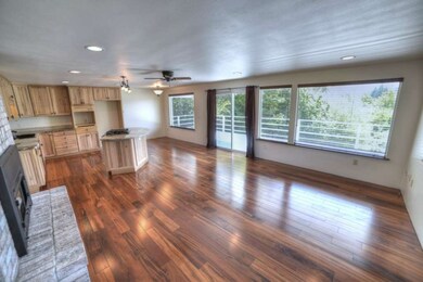 8410 Wayne Ave, Stanwood, WA 98292 - photo 4