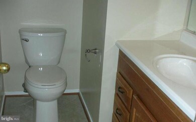 20203 Grazing Way, Montgomery Village, MD 20886 - photo 2