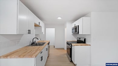 128 Holley Rd, Sweet Home, OR 97386 - photo 7