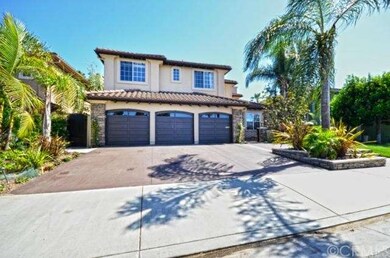 Spacious 3 car garage