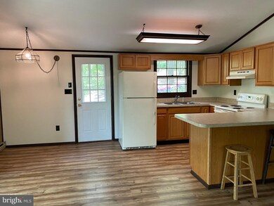 823 Michael's Chapel Rd, Hedgesville, WV 25427 - photo 7