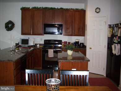 3360 Landmark Ct, Chambersburg, PA 17201 - photo 3