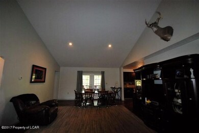 Living Rm (5)