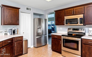 822 W Kyle Ct, Gilbert, AZ 85233 - photo 5