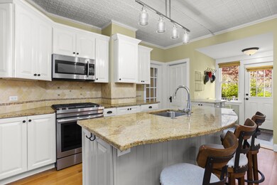 16 Chestnut St Greenwich CT-print-026-02