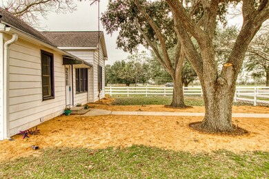 1603 Blase Rd, Rosenberg, TX 77471 - photo 4