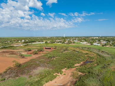 8975 Co Rd 103, Hamlin, TX 79520 - photo 2