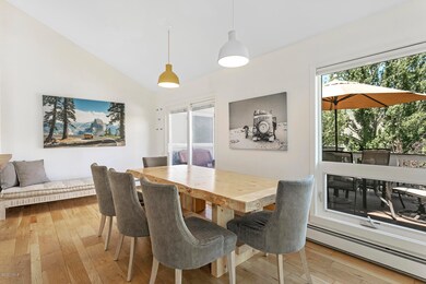 1289 Deer Blvd-004-037-Dining Room-MLS_S