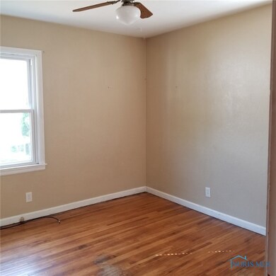 2812 Claredale Rd, Toledo, OH 43613 - photo 6