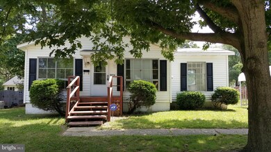 21756 Saratoga Dr, Lexington Park, MD 20653 - photo 2