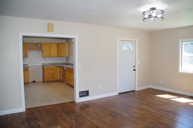 525 N F St, Broken Bow, NE 68822 - photo 5