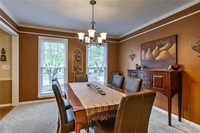 8320 Twilight Ln, Lenexa, KS 66219 - photo 4