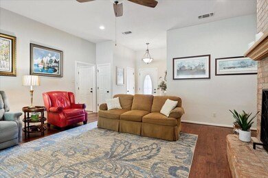 2110 Pecan St, Bonham, TX 75418 - photo 5