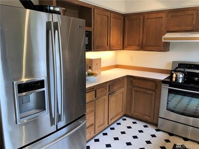 1033 Walnut St, Edmonds, WA 98020 - photo 7