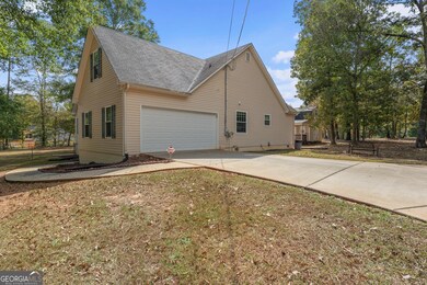 5092 W Mcintosh Rd, Griffin, GA 30223 - photo 3