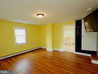 222 S 12th St, Purcellville, VA 20132 - photo 5