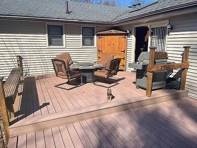 721 Pond St, Franklin, MA 02038 - photo 3