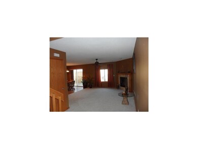 Living Room. Gas fireplace in the living room