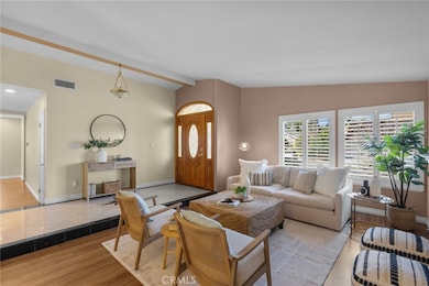 plenty of natural light, plantation shutters thourghout