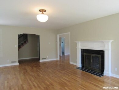 607 Broadalbin St SW, Albany, OR 97321 - photo 4